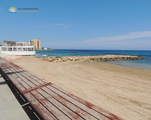Apartment with garage 200 meters from the sea