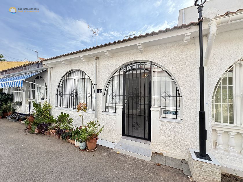 Bungalow in Los Alcazares - C&C Inmoasesores