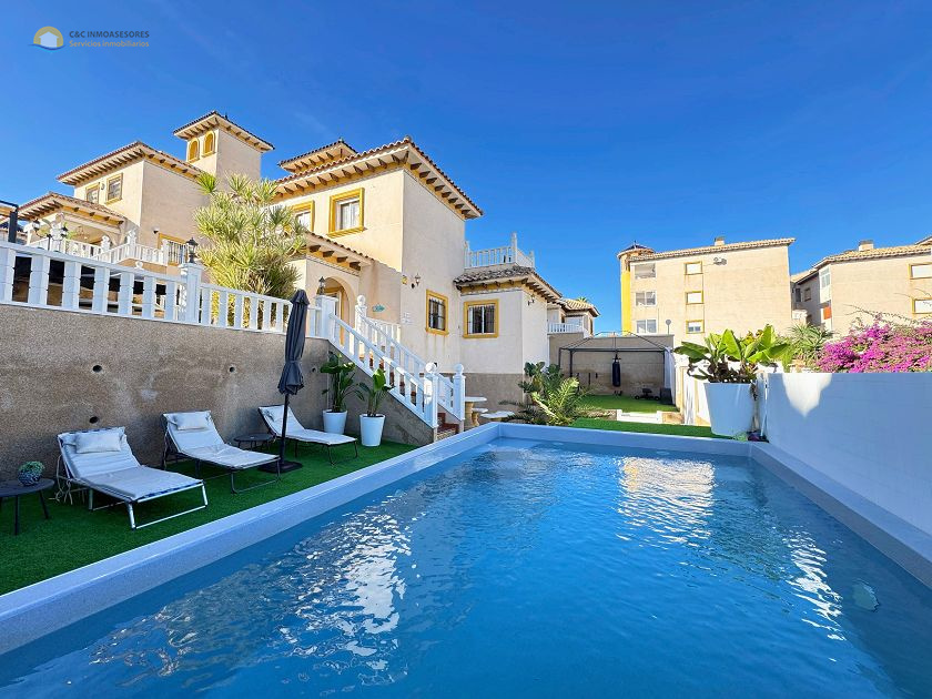 Vrijstaande villa in VillaMartin - C&C Inmoasesores