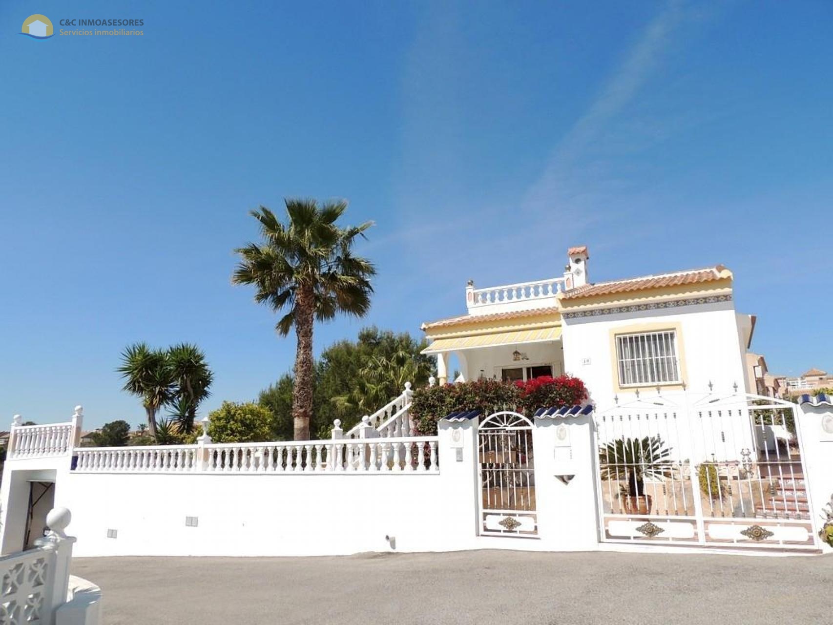 Nice bungalow on a beautiful plot, nature views - C&C Inmoasesores