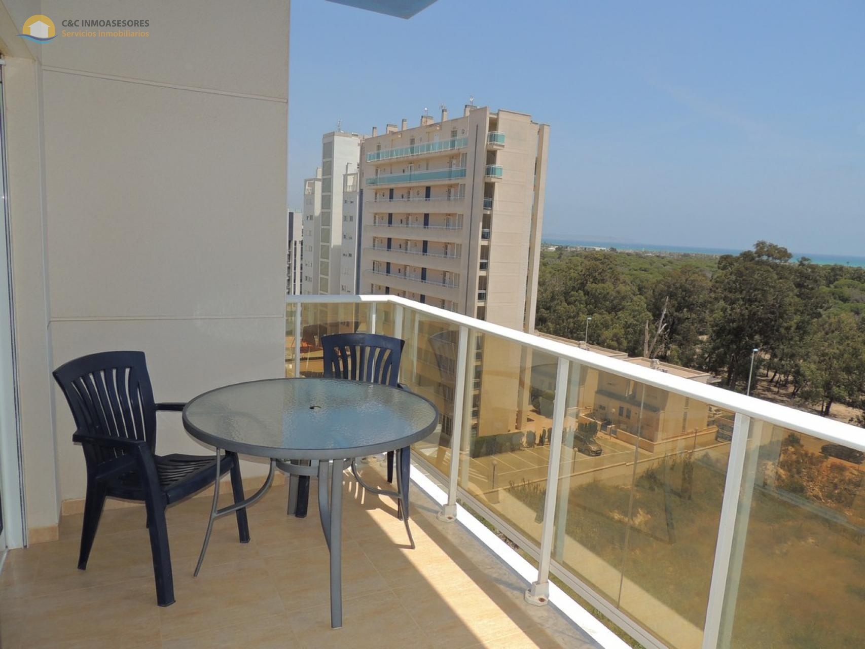 Piso de 3 dormitorios, 2 baños, parking y piscina - C&C Inmoasesores