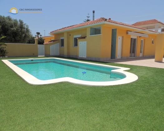 Amazing villa with private pool, new!!