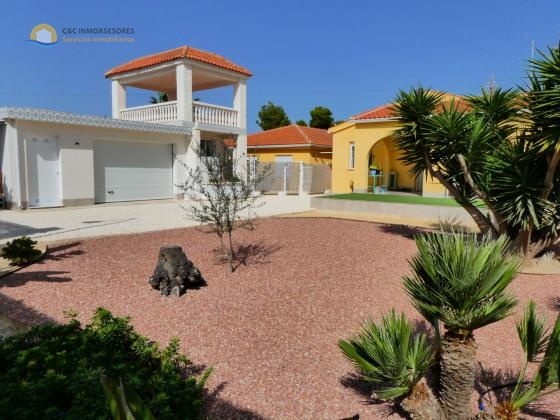 Amazing big size plot with two villas and garage TOP A location