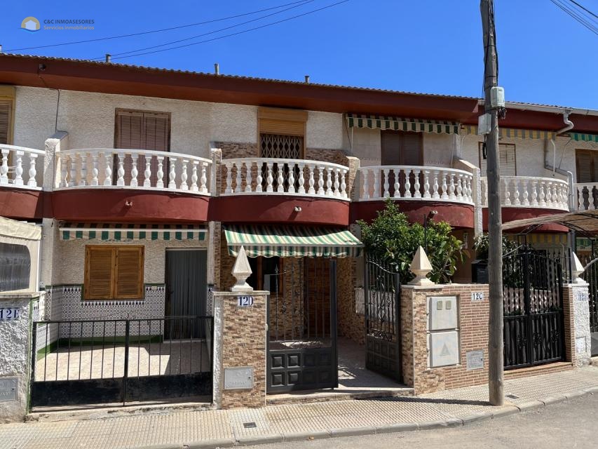 2 Bedroom 2 bathroom Duplex property 400 meters from the beaches - C&C Inmoasesores