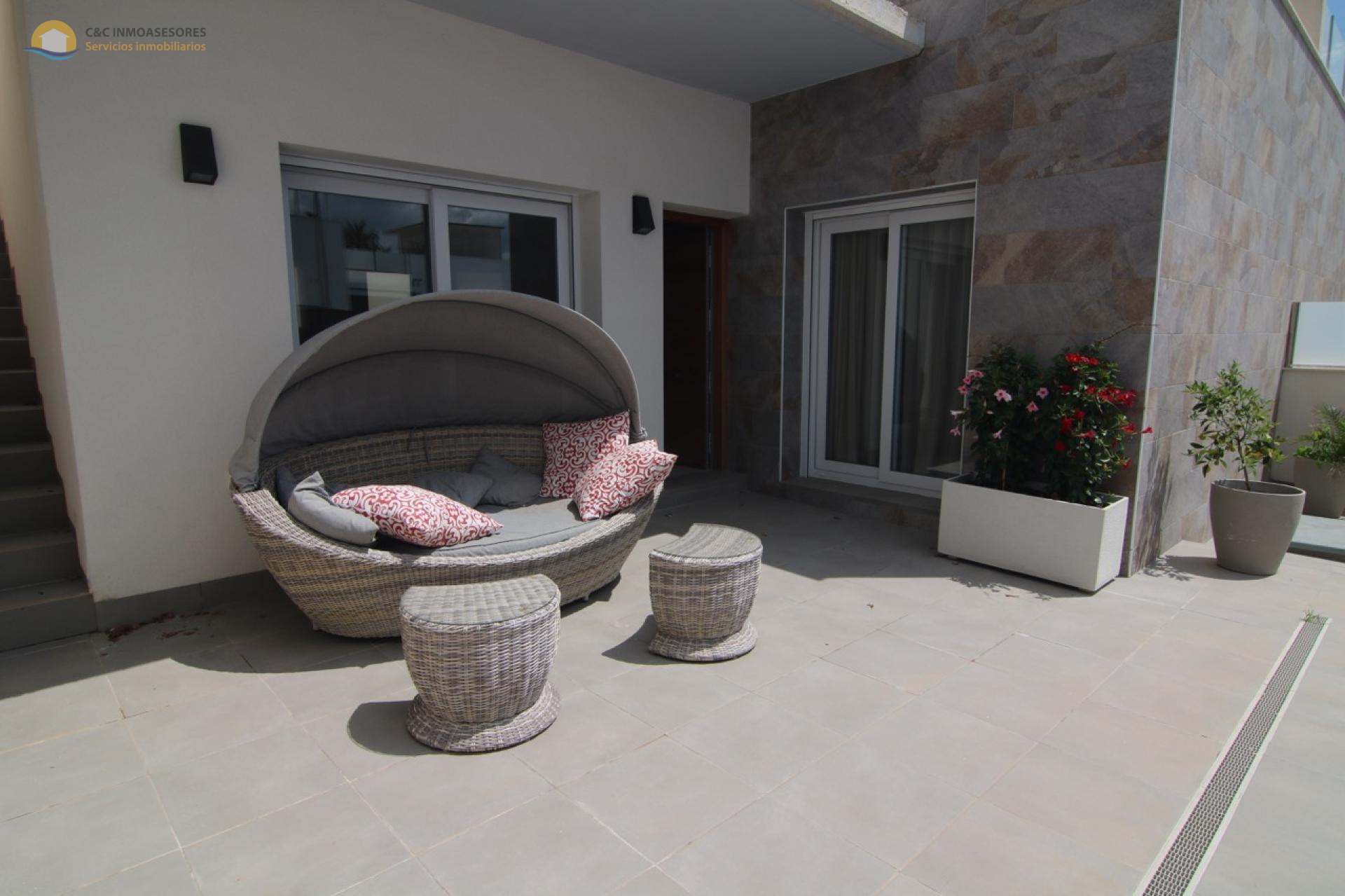 Semi-detached house in Daya Vieja