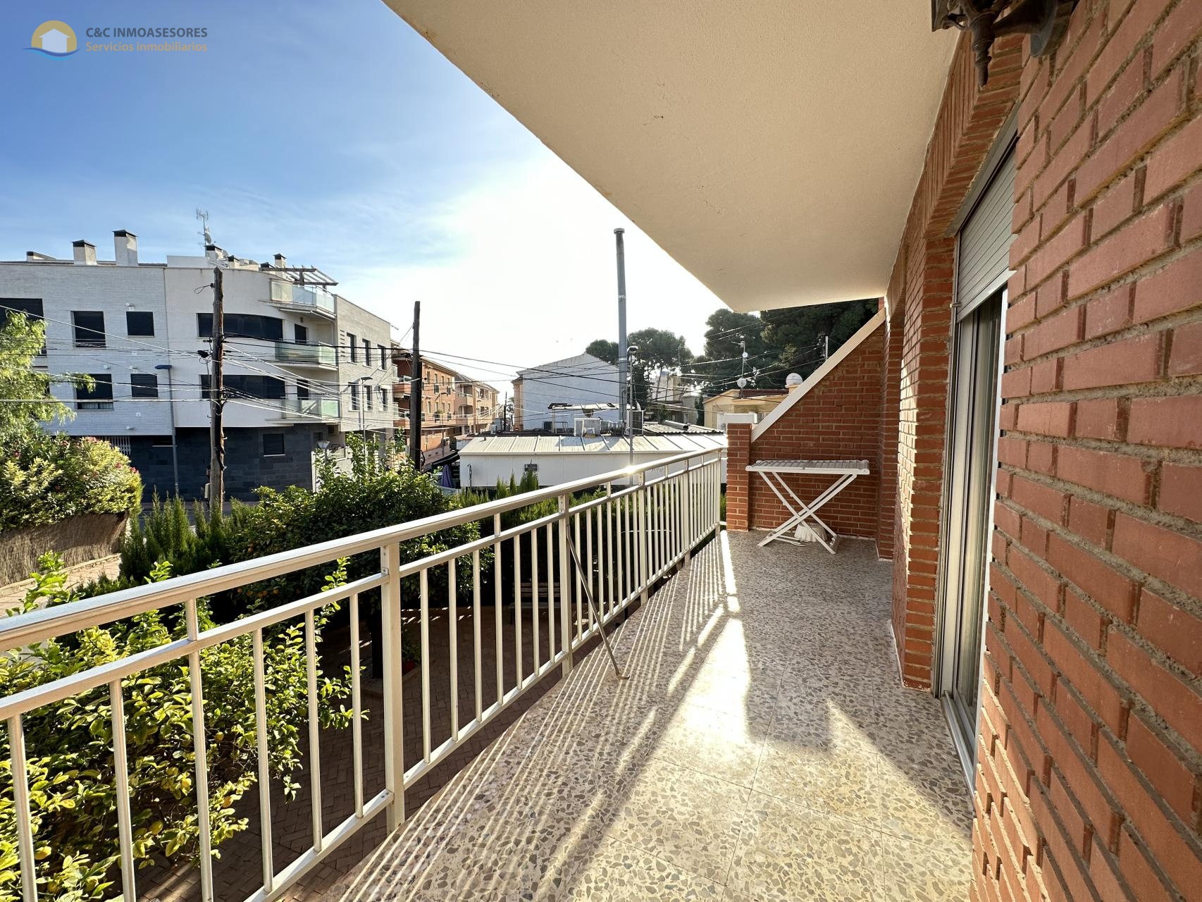 3 bedroom flat with parking 150 metres from the beach - C&C Inmoasesores