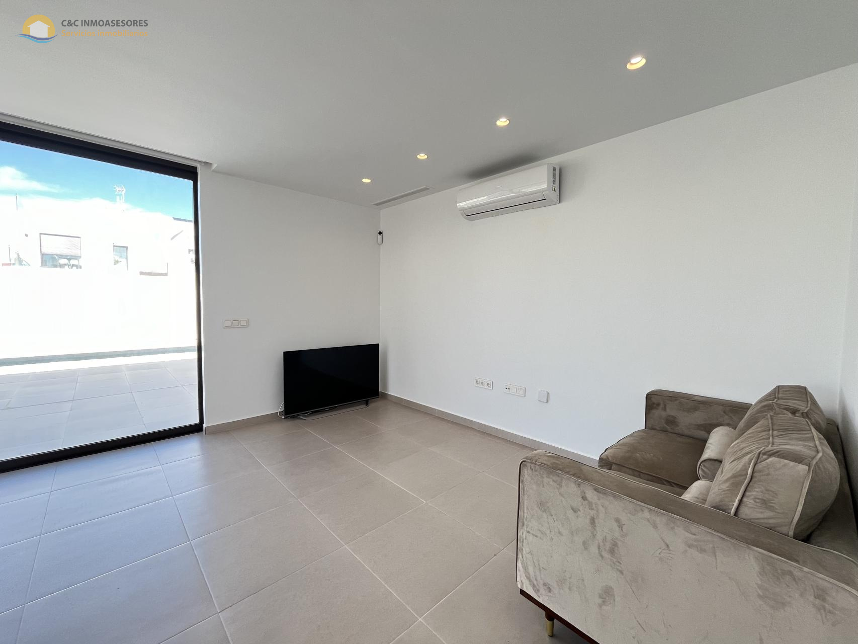 Villa in Benijofar