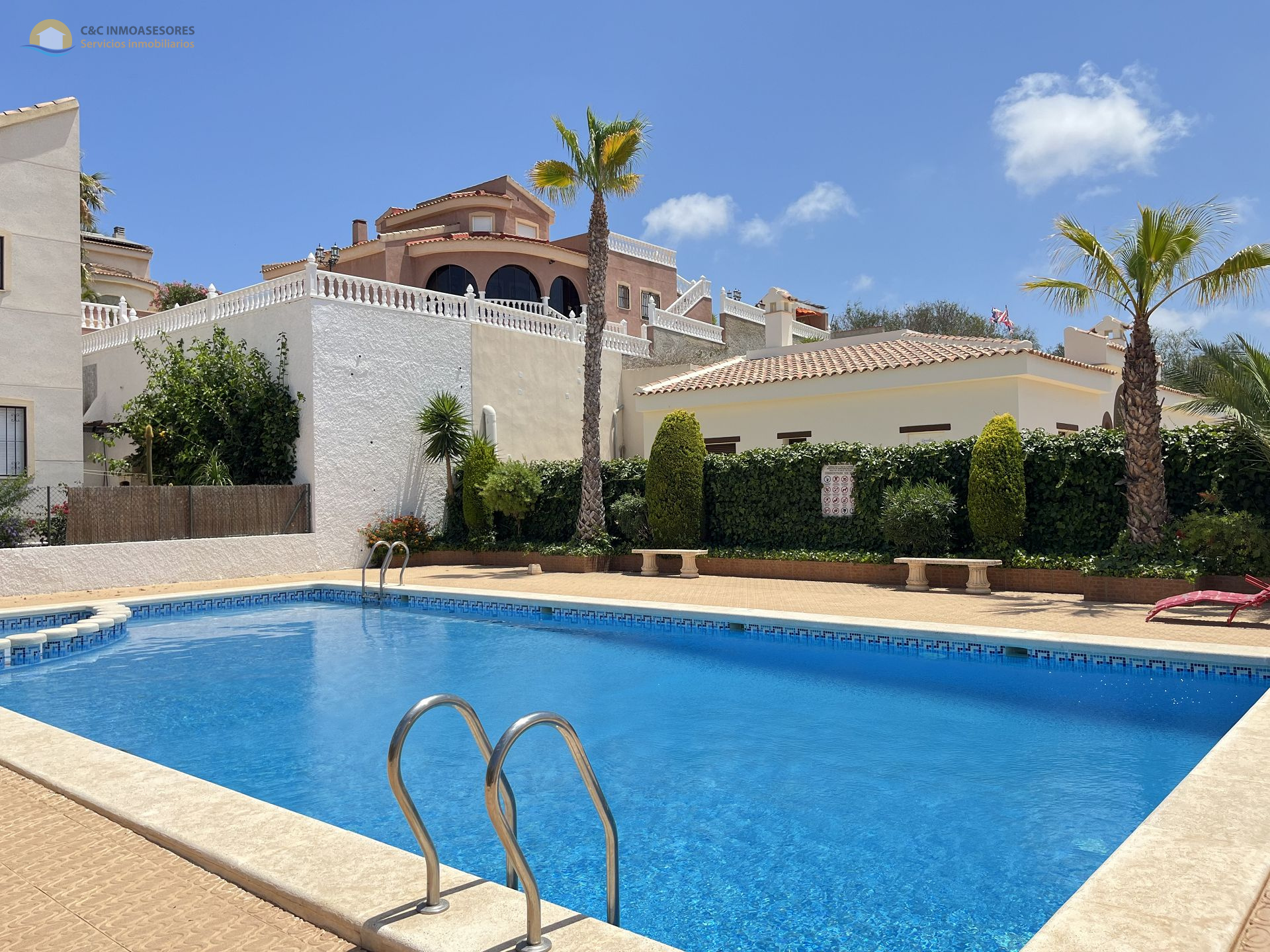 Semi-detached house in Rojales