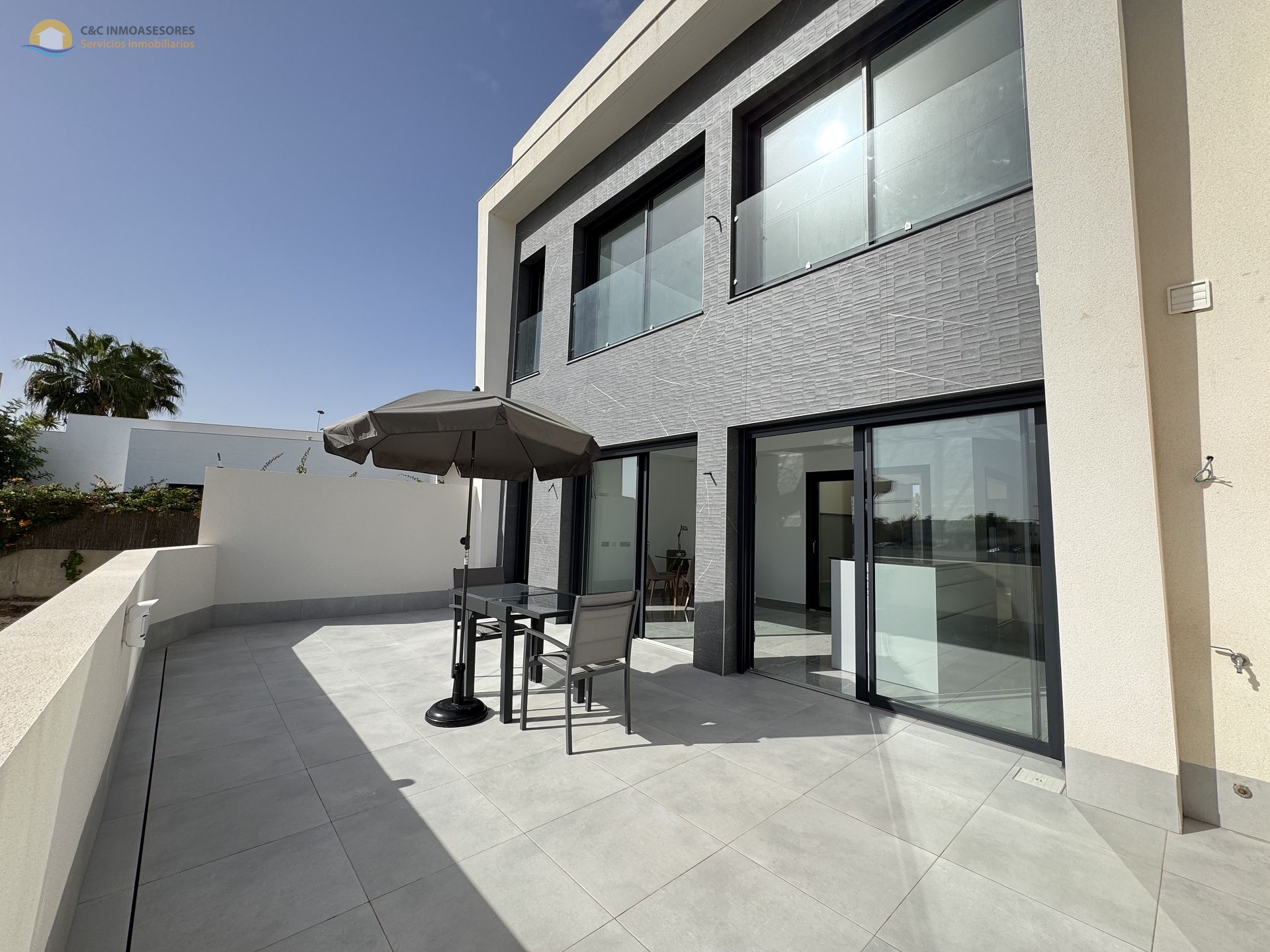 Spectucular high quality newbuild villa with private pool - C&C Inmoasesores