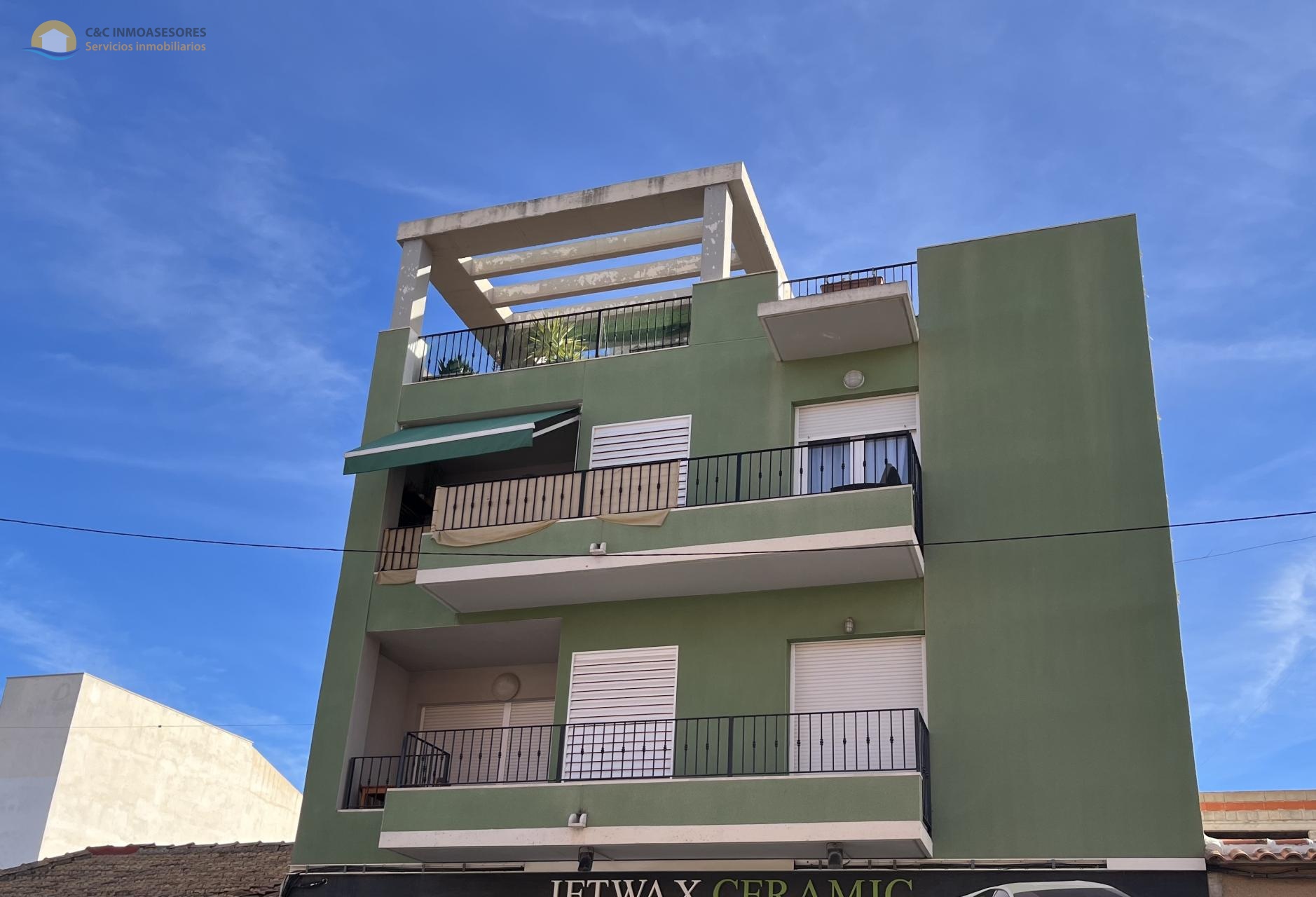 Modern apartment with 3 bedrooms and 2 bathrooms - C&C Inmoasesores