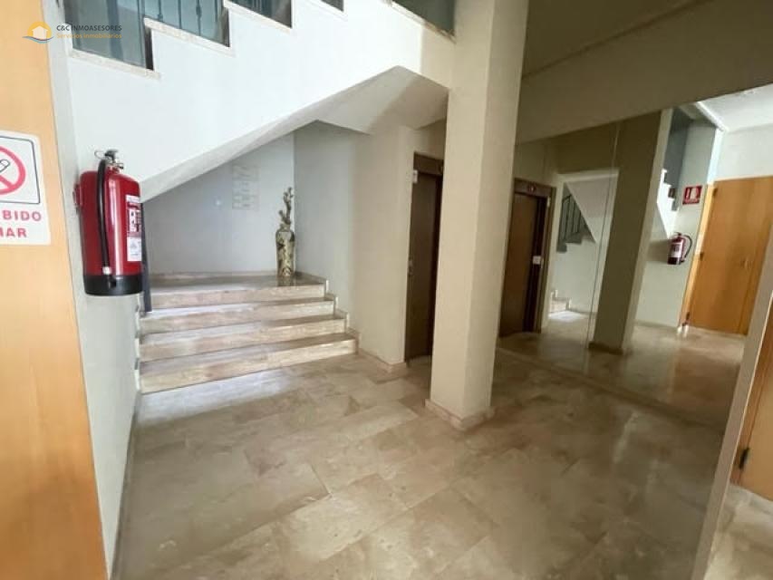 Modern apartment with 3 bedrooms and 2 bathrooms - C&C Inmoasesores