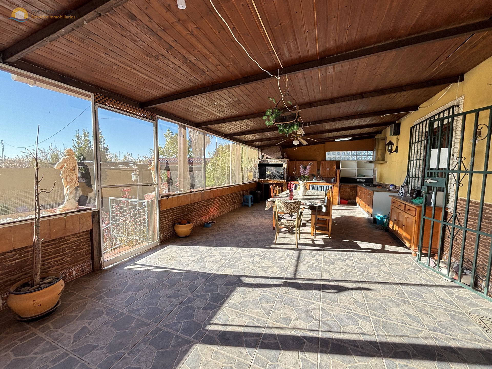 Country property in Dolores