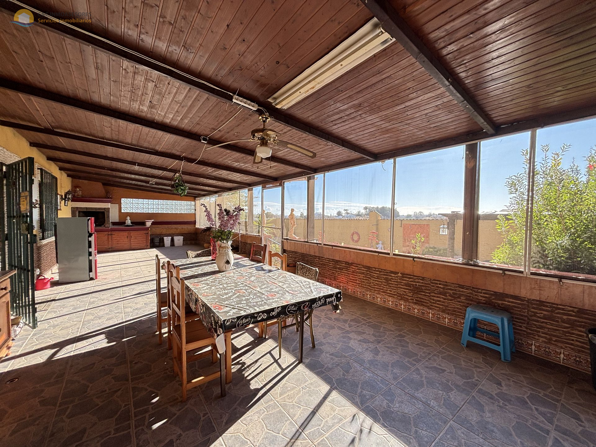 Country property in Dolores