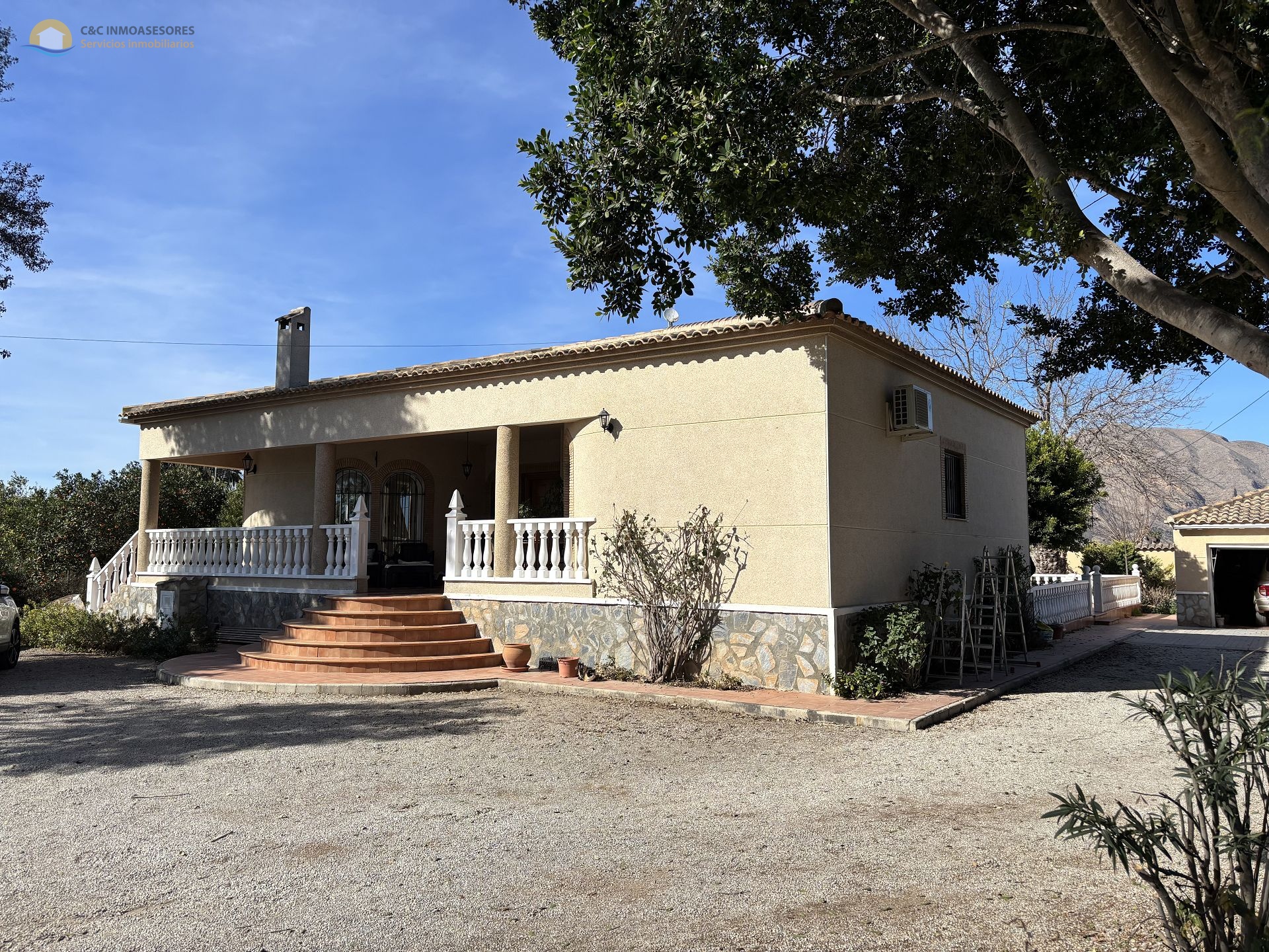 Villa in Orihuela - Resale - C&C Inmoasesores