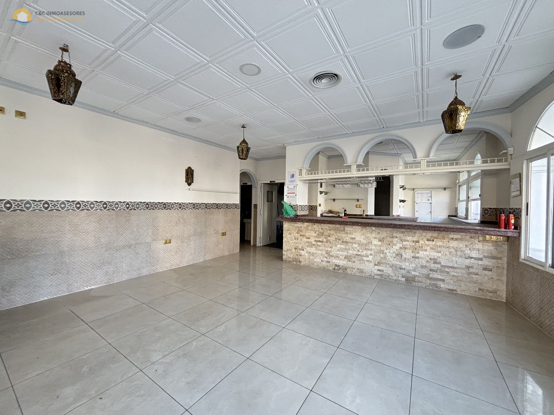 Commercial unit in Guardamar del Segura