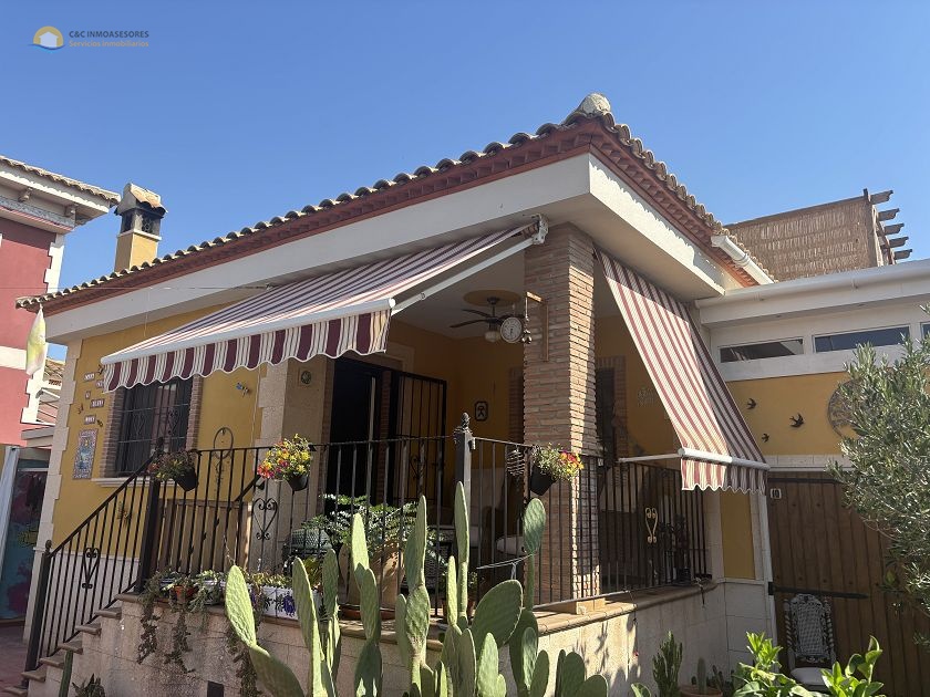 Vrijstaande villa in Bigastro - C&C Inmoasesores