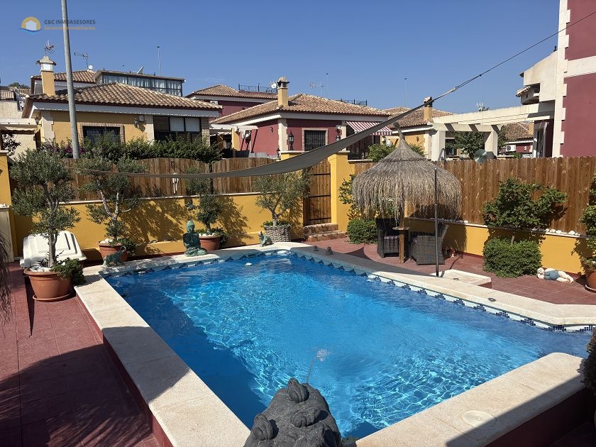 Vrijstaande villa in Bigastro - C&C Inmoasesores