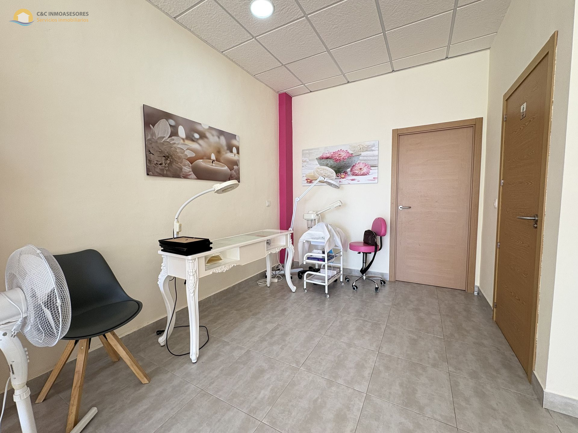 Commercial unit in Guardamar del Segura