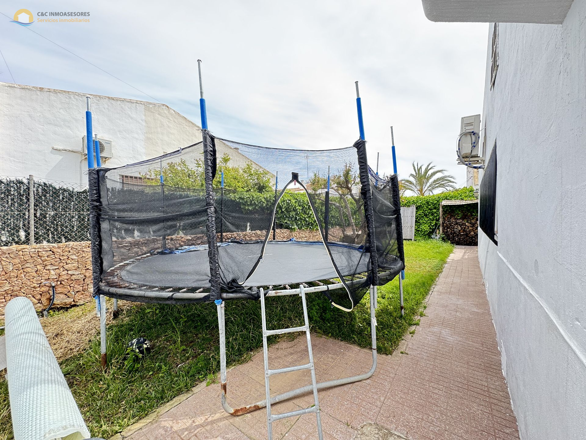 Villa in Santiago de la Ribera