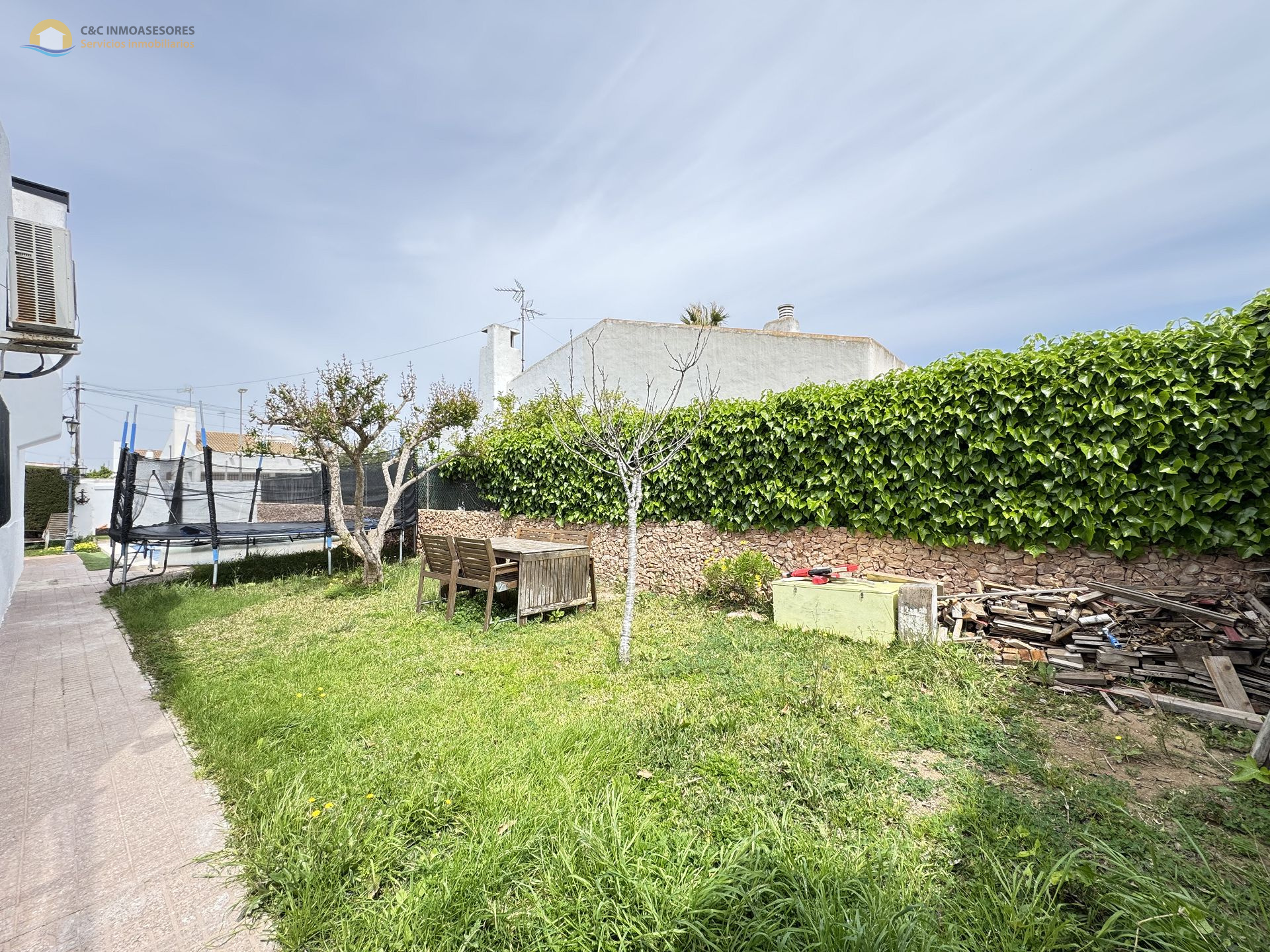 Villa in Santiago de la Ribera