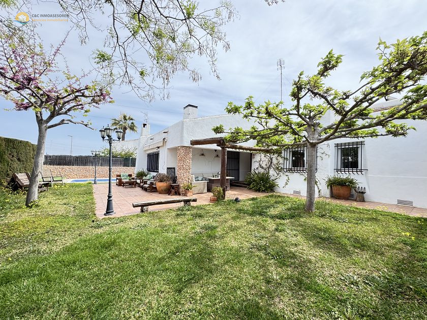 Chalet independiente en Santiago de la Ribera - C&C Inmoasesores