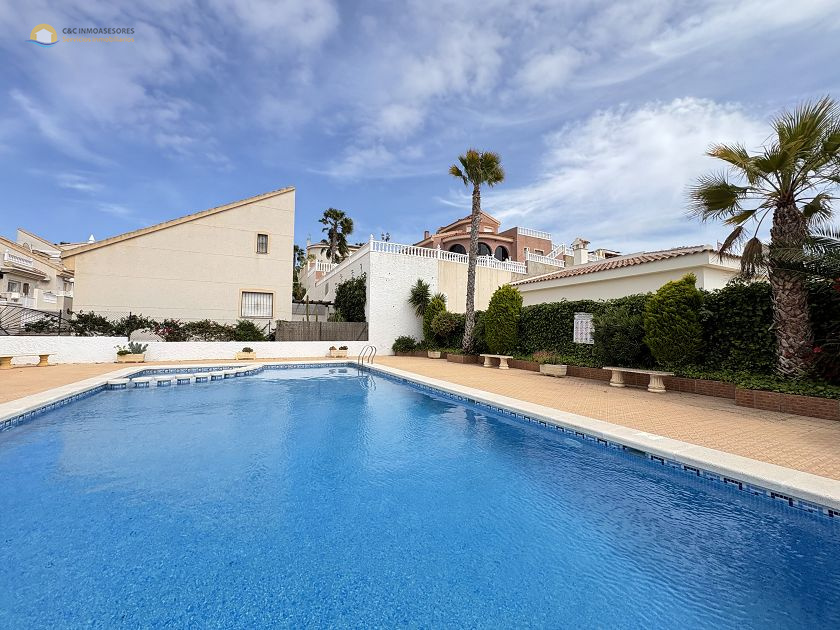 Beautiful 3 bedroom renovated property facing south - C&C Inmoasesores