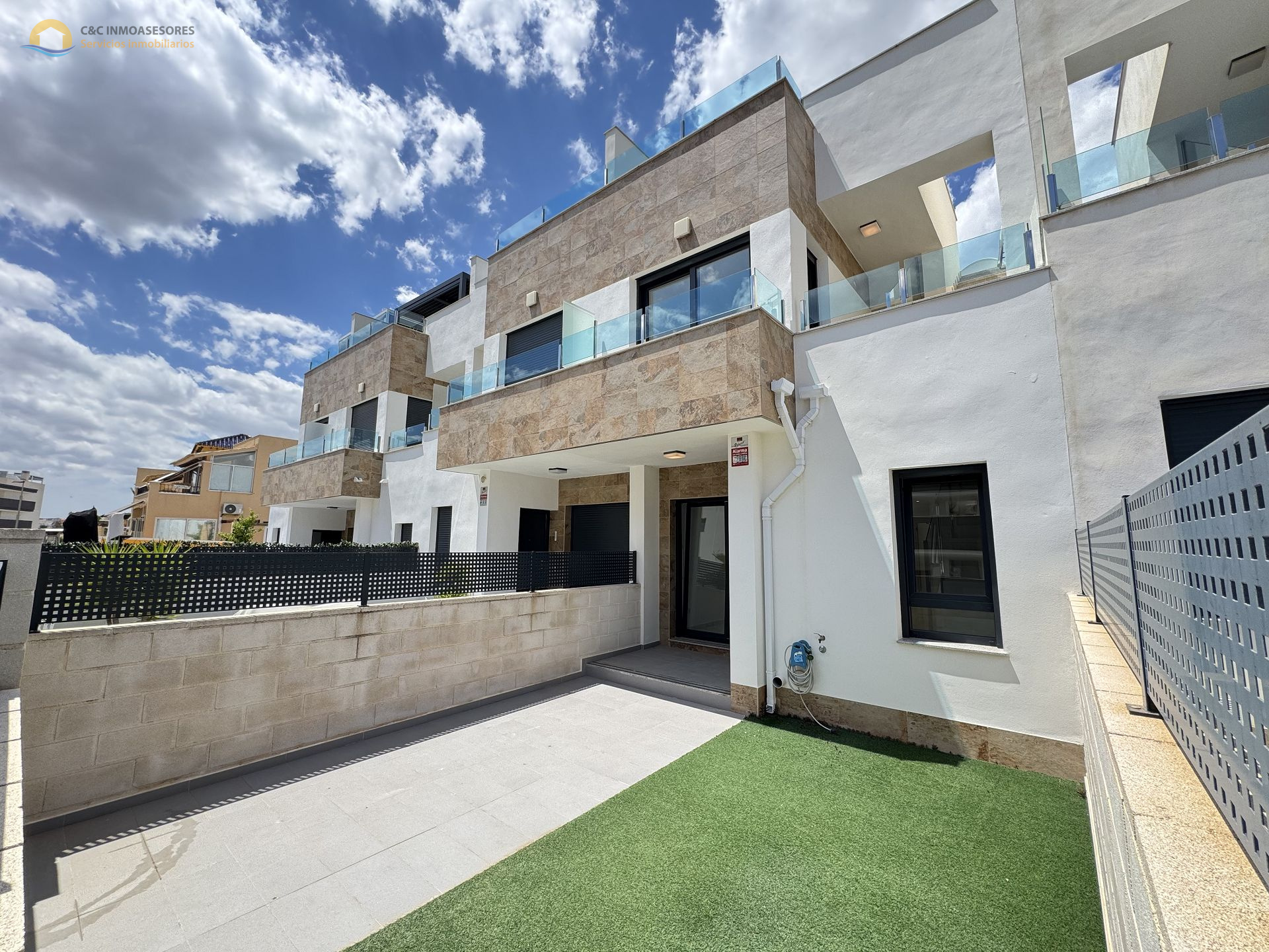 Duplex in VillaMartin