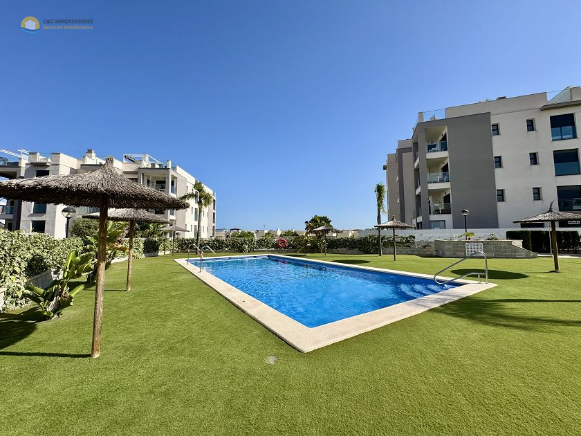 Beautiful penthouse with private roof terrace and sea views - C&C Inmoasesores