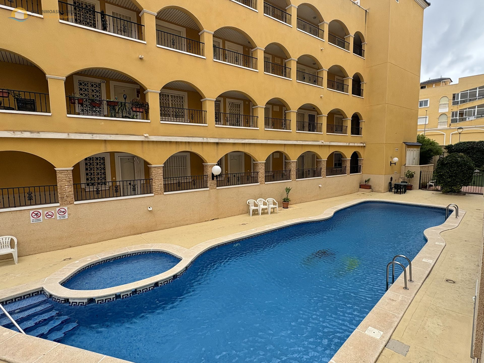 Apartment in Algorfa