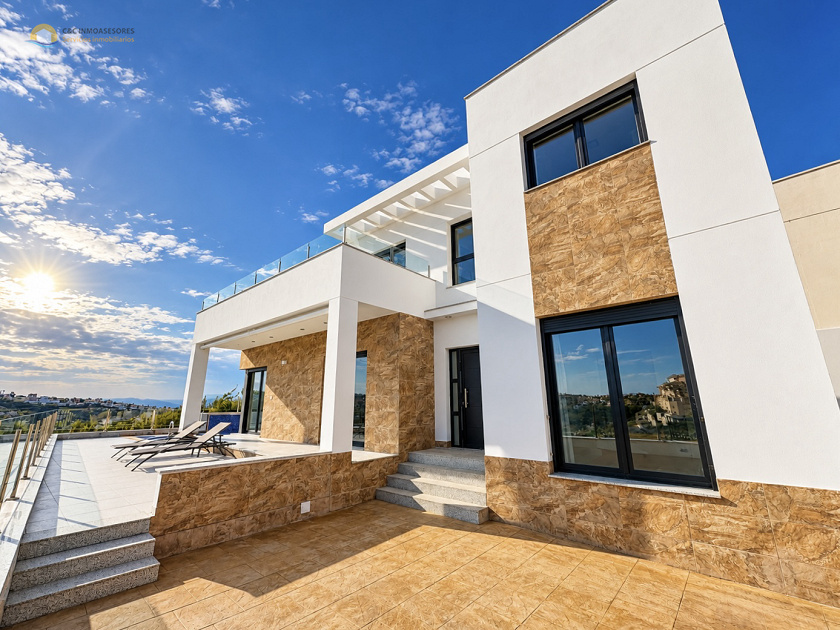 Villa with a swimming pool, 3 bedrooms and amazing views - C&C Inmoasesores
